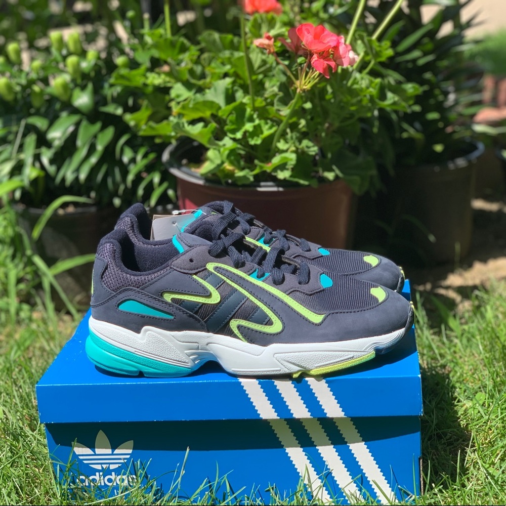 ❗️SOLD❗️Adidas Yung-96 Chasm sneaker